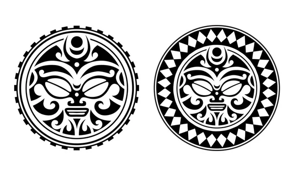 Conjunto de adorno de tatuaje redondo con cara de sol estilo maorí — Vector de stock