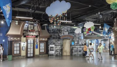 Moskova. 27 Temmuz 2017. Merkezi Çocuk mağazası Lubyanka üzerinde. Eğlence Merkezi 