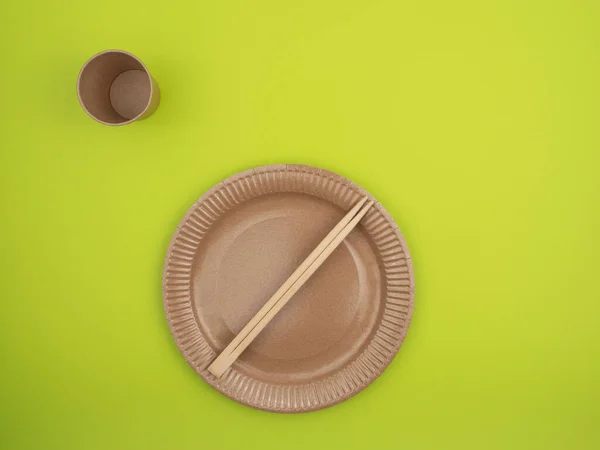 Tableware Disposable Green Background View Top — Stock Photo, Image