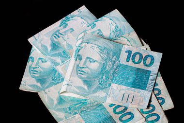 Gerçek para birimi. Para, Dinheiro, Brezilya, Reais. Banknotlarda gerçek paralar.
