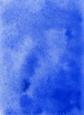 Suluboya elle çizilmiş soyut mavi arkaplan. Tasarım, davetiye ve klasik şablon için yaratıcı akvaryum boyası. İnce açık mavi mürekkep gradyanı desenli kağıt üzerinde