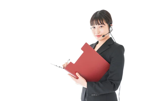 Azjatycki Bizneswoman Słuchawki Gospodarstwa Czerwony Folder Pracy Izolowane Białym Tle — Zdjęcie stockowe