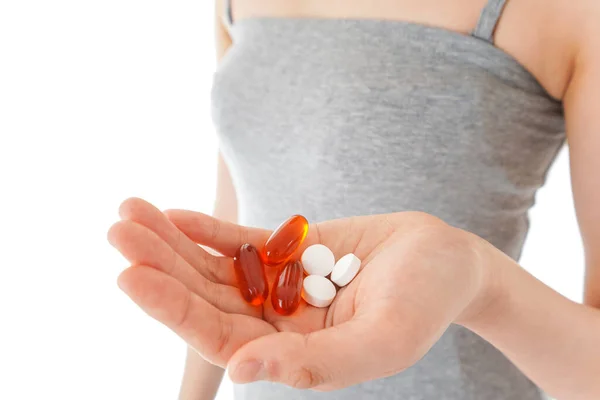 Primer Plano Las Píldoras Retención Manos Femeninas — Foto de Stock