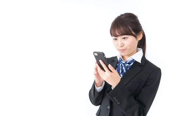 Akıllı Telefon Kullanan Asyalı Genç Kadınının Portresi — Stok fotoğraf