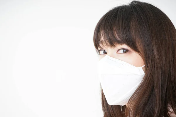 Joven Asiático Mujer Con Cara Máscara —  Fotos de Stock
