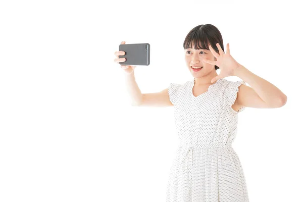 Azjatyckie Kobieta Biorąc Selfie Telefon Komórkowy — Zdjęcie stockowe