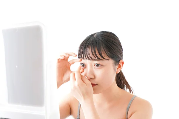 Retrato Mujer Joven Asiática Usando Lentes Oculares Aisladas Sobre Fondo — Foto de Stock