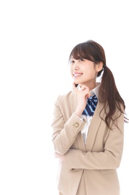 Asyalı iş kadını beyaz arka planda izole edilmiş