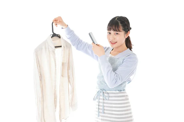 Jovem Asiático Mulher Tomando Foto Branco Camisa Isolado Branco Fundo — Fotografia de Stock