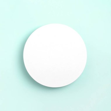 Minimum çerçeve geometrik bileşimi taklit edilir. Pastel arkaplanda daire çiz. Şablon tasarım davetiye kartı. Üst görünüm, düz görünüm, kopyalama alanı. Kare