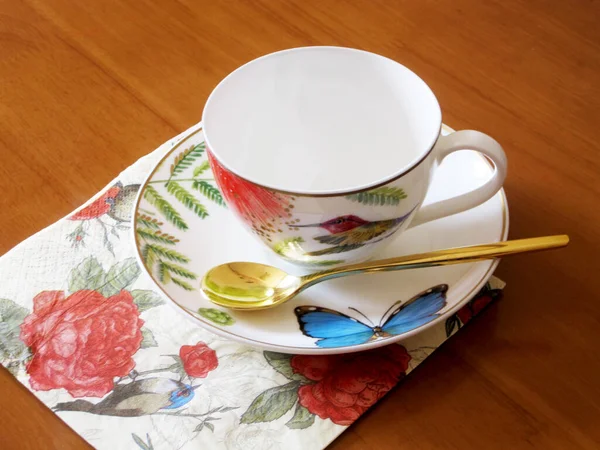 Lege Koffiecup Houten Tafel Voor Donkere Smakelijke Koffie Bruine Oude — Stockfoto