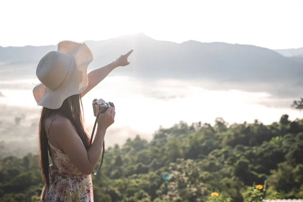 Happy Woman Pointing Viewpoint — Stock Fotó