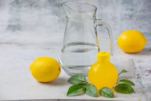 Bottled Lemon Juice Fresh Lemon Products — Stockfoto