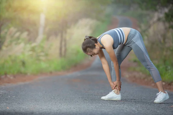 Dolor Muscular Mujer Durante Entrenamiento — Foto de Stock