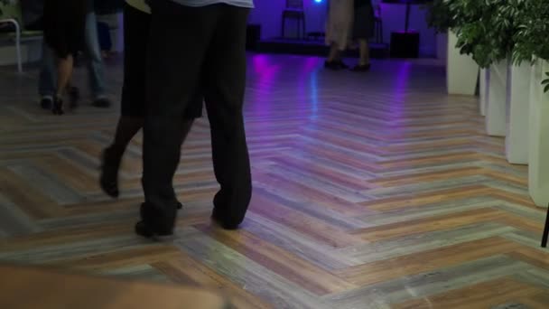 Tango Argentino Milonga Pés Dançarinos Dançando Tango Argentino Uma Festa — Vídeo de Stock