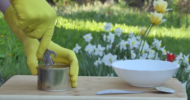 Self Isolation Man Yellow Gloves Opens Tinned Fish Can Opener — Stock Video