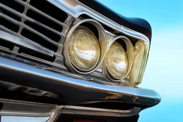 Close up of headlight lamp retro  vintage car — Stock Photo, Image