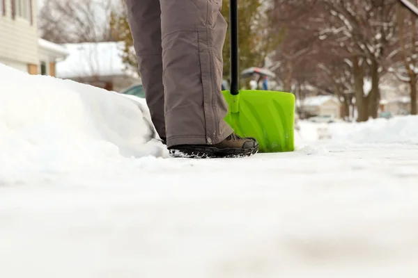 Człowiek Śniegu Chodników Snowblower Czyści — Zdjęcie stockowe