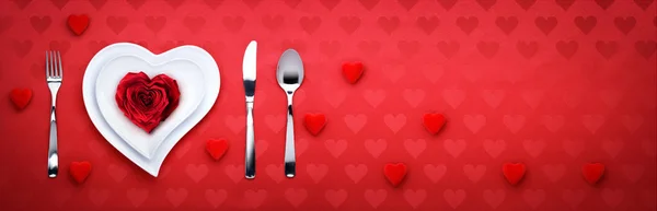 День Святого Валентина за романтическим ужином — стоковое фото