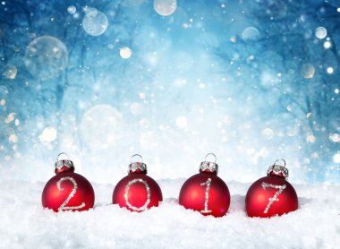 Merry Christmas - yazılı 2017 ile dekore edilmiş topları