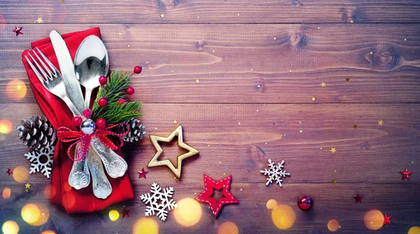 Vintage Zilverwerk Met Een Lege Tafel Decoratie Van Kerstmis — Stockfoto