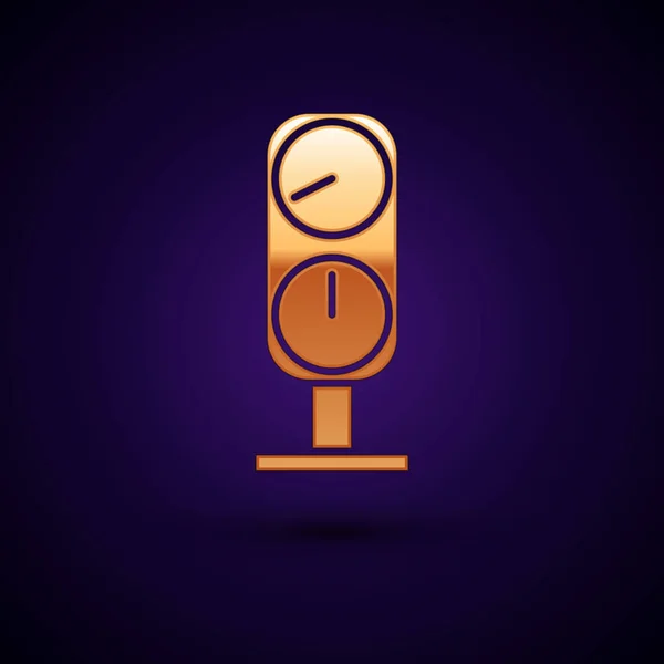 Gold Gauge scale icon isolated on dark blue background. Satisfaction, temperature, manometer, risk, rating, performance, speed tachometer. Vector Illustration — ストックベクタ