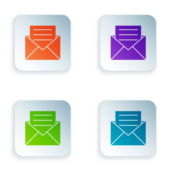 Envelope de cor com ícone de cartão de convite isolado no fundo branco. Definir ícones em botões quadrados coloridos. Ilustração vetorial — Vetor de Stock