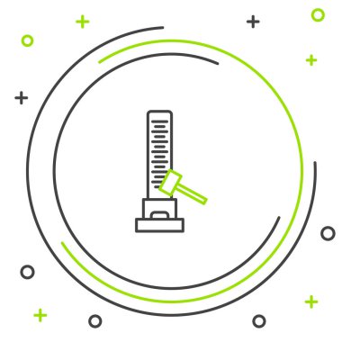 Siyah ve yeşil çizgi, beyaz arka planda büyük çekiç simgesi olan yüksek forvetin cazibesi. Gücü ölçmek için cazibe. Eğlence parkı. Renkli taslak konsepti. Vektör İllüstrasyonu