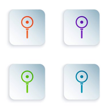 Renkli kızartma tavası simgesi beyaz arkaplanda izole edildi. Kızartma veya kızartma gıda sembolü. Renkli kare düğmelere simgeleri yerleştir. Vektör İllüstrasyonu