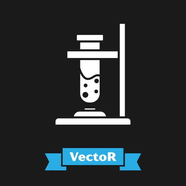 Weißes Glas Reagenzglas Kolben auf Feuer Heizung Experiment Symbol isoliert auf schwarzem Hintergrund. Laborgeräte. Vektorillustration — Stockvektor