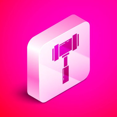 Isometric Judge Gavin ikonu pembe arka planda izole edildi. Gavel cezaların, faturaların, mahkemenin, adaletin hükmünü verecek. Açık arttırma çekici. Gümüş kare düğme. Vektör İllüstrasyonu