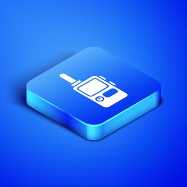 Isometric Walkie sesli ikonu mavi arkaplanda izole edildi. Taşınabilir radyo vericisi simgesi. Radyo alıcı-vericisi işareti. Mavi kare düğme. Vektör İllüstrasyonu