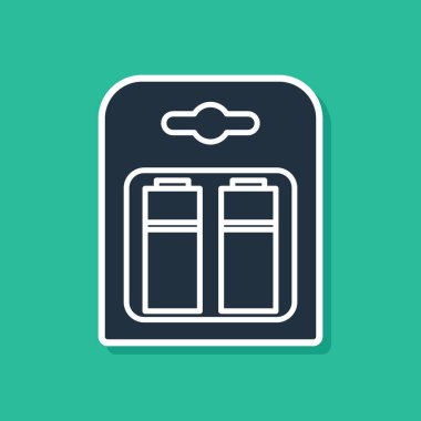 Mavi Batarya yeşil arka planda izole edilmiş. Şimşek sembolü. Vektör İllüstrasyonu