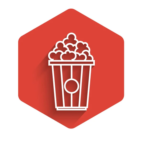 Ligne blanche Popcorn dans boîte en carton icône isolée avec une ombre longue. Boîte à seau de maïs soufflé. Bouton hexagonal rouge. Illustration vectorielle — Image vectorielle