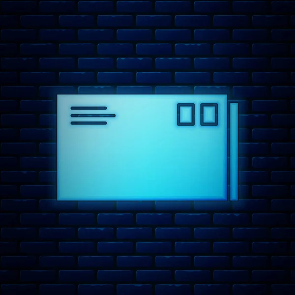 Сяюча неонова піктограма конверта ізольована на фоні цегляної стіни. Символ листа електронної пошти. Векторна ілюстрація — стоковий вектор