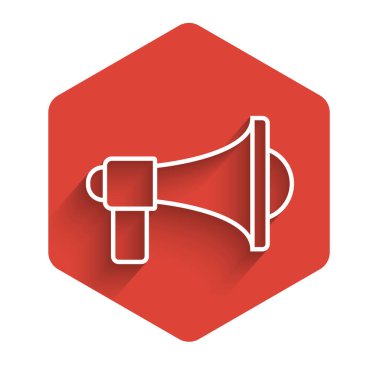 Uzun gölgeli beyaz çizgi megafon simgesi. Yüksek sesle konuşma uyarısı. Ağızlık için megafon, terfi diye bağırıyor. Kırmızı altıgen düğmesi. Vektör İllüstrasyonu