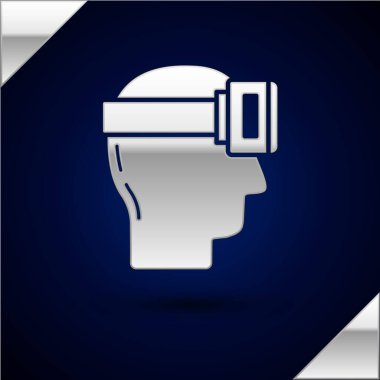 Koyu mavi arka planda izole edilmiş gümüş sanal gerçeklik gözlüğü simgesi. Stereoskopik 3D VR maskesi. Vektör İllüstrasyonu