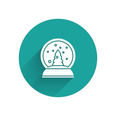 Kar yağan beyaz Noel küresi ve uzun gölgeli Noel ağacı ikonu. Mutlu Noeller ve mutlu yıllar. Yeşil daire düğmesi. Vektör İllüstrasyonu