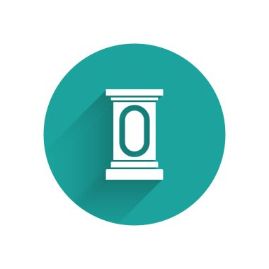 Beyaz Sahne standı ya da münazara kürsüsü ikonu uzun gölgeli izole edilmiş. Konferans konuşma tribünü. Yeşil daire düğmesi. Vektör İllüstrasyonu