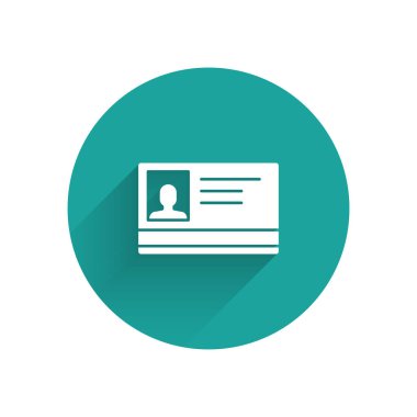 Beyaz tanımlama rozeti simgesi uzun gölge ile yalıtılmış. Bu sunum, şirketin kimliği, reklam için kullanılabilir. Yeşil daire düğmesi. Vektör Illustration