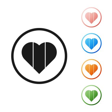 Siyah Kalp simgesi beyaz arkaplanda izole edildi. Mutlu Aziz Patrick günleri. Simgeleri renklendirin. Vektör İllüstrasyonu