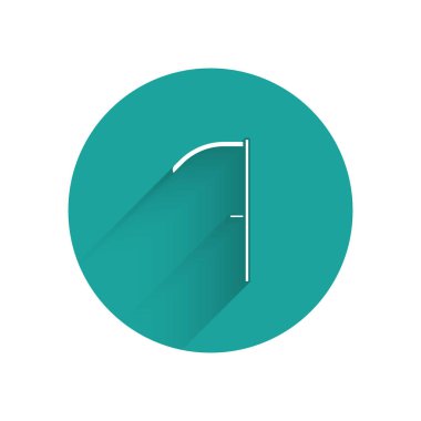 Beyaz Tırpan simgesi uzun gölgelerle izole edilmiş. Yeşil daire düğmesi. Vektör İllüstrasyonu