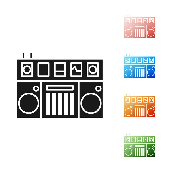 Negro DJ remoto para reproducir y mezclar icono de música aislado sobre fondo blanco. Mezclador DJ completo con reproductor de vinilo y control remoto. Establecer iconos de colores. Ilustración vectorial — Vector de stock