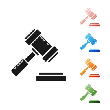 Siyah Yargıç Tokmak simgesi beyaz arka planda izole edildi. Gavel cezaların, faturaların, mahkemenin, adaletin hükmünü verecek. Açık arttırma çekici. Simgeleri renklendirin. Vektör İllüstrasyonu