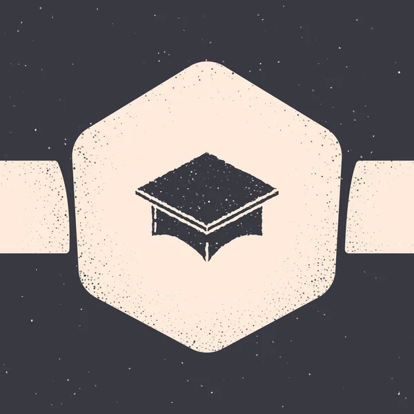 Grunge Icono de la tapa de graduación aislado sobre fondo gris. Sombrero de graduación con icono de borla. Dibujo vintage monocromo. Ilustración vectorial — Vector de stock