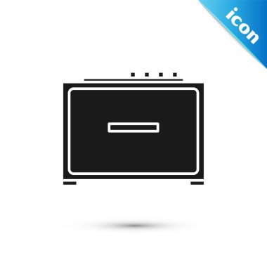 Siyah Gitar yükseltici simgesi beyaz arkaplanda izole edildi. Müzik aleti. Vektör İllüstrasyonu