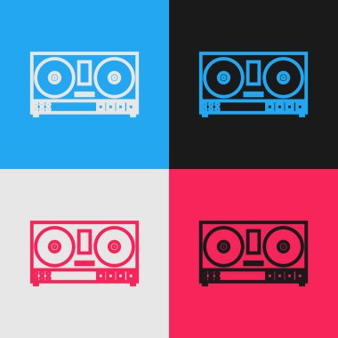 Müzik simgesini çalmak ve karıştırmak için renkli çizgi Dj uzaktan kumandası renk arkaplanında izole edildi. Vinil çalar ve uzaktan kumandayla DJ karıştırıcısı tamamlandı. Klasik tarzda çizim. Vektör İllüstrasyonu