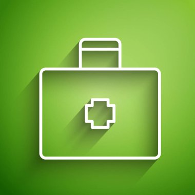 Beyaz çizgi ilk yardım çantası simgesi yeşil arkaplanda izole edildi. Haçlı sağlık kutusu. Acil durumlar için tıbbi ekipman. Sağlık sigortası konsepti. Vektör İllüstrasyonu