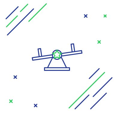 Mavi ve yeşil çizgi Tahterevalli simgesi beyaz arkaplanda izole edildi. Tahterevalli eşit yönetim kurulu. Oyun alanı sembolü. Renkli taslak konsepti. Vektör İllüstrasyonu