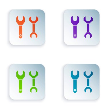 Beyaz arkaplanda izole edilmiş renkli anahtar simgesi. Kare düğmelere simgeleri yerleştir. Vektör İllüstrasyonu